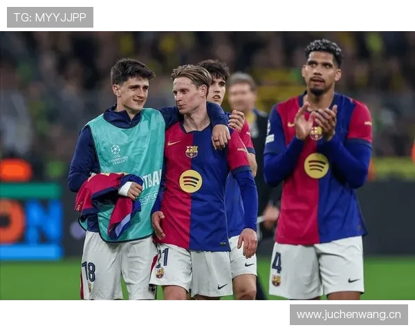 德容重返训练有望赶上欧冠淘汰赛